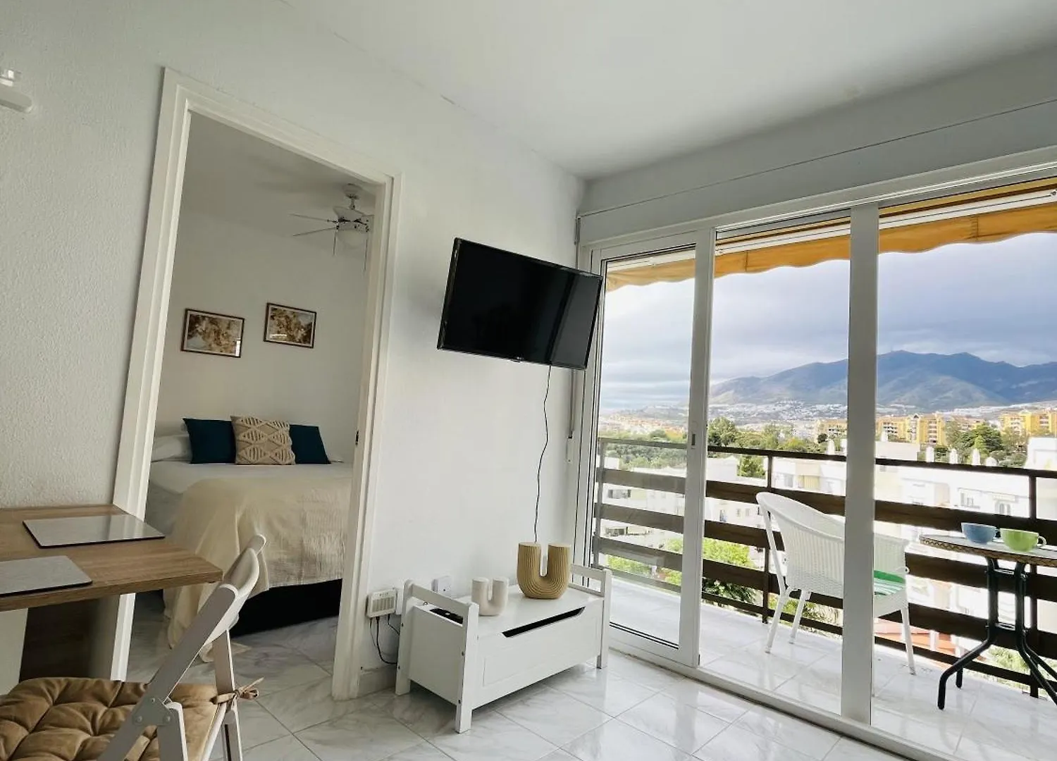 Benalmadena Beachside Sunshine Flat